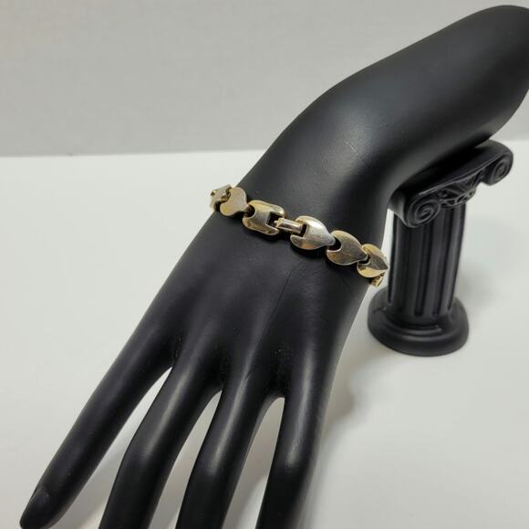 Napier Gold Tone Shell Floral Teardrop Link 7" Bracelet Signed Vintage Jewelry - Picture 4 of 8